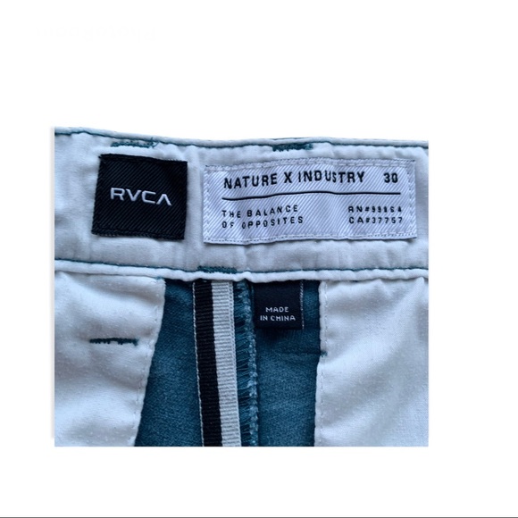 RVCA Nature x Industry Shorts Men’s Size 30 - Picture 5 of 5